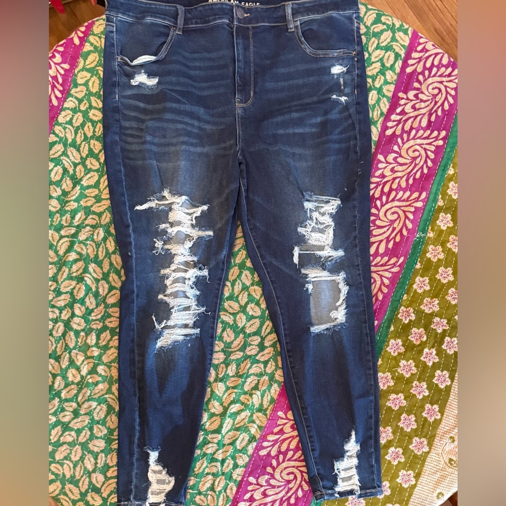 American Eagle Outfitters Dark Wash Distressed High Rise Skinny Jeans